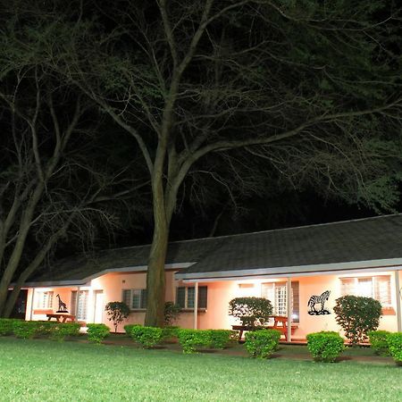 Victoria Apartments Livingstone Exterior photo